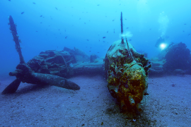 Épave d'un avion de guerre dans les fonds marins des Calanques