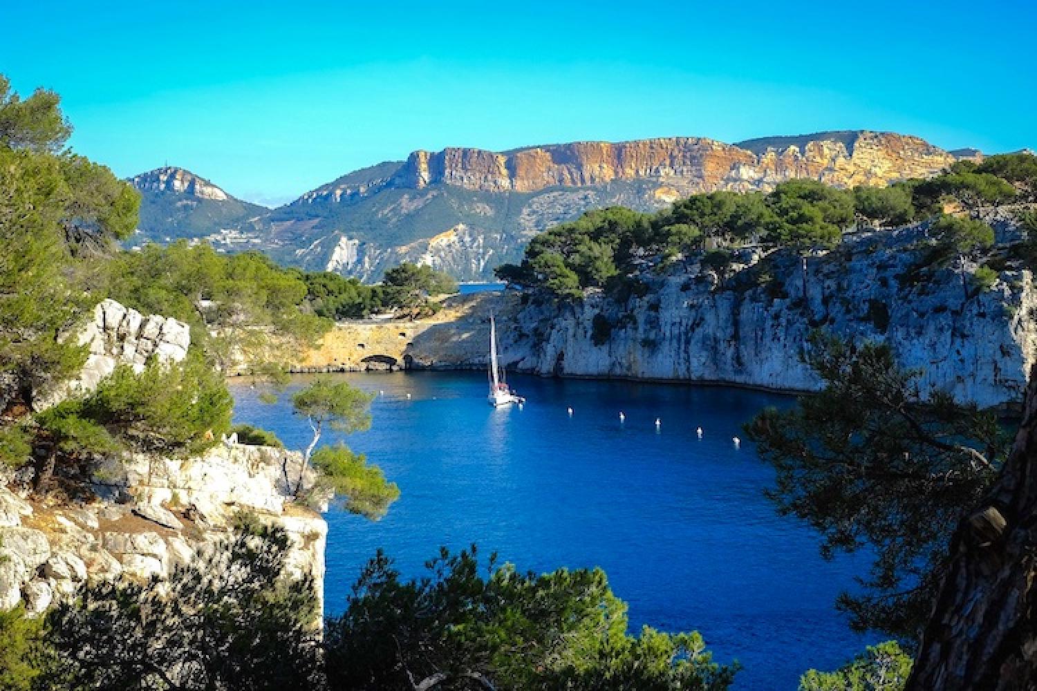 2-port-miou-cassis_h-jaloux.jpg